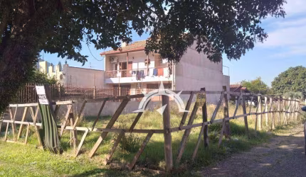 Terreno de esquina á venda na Ary Tarrragô