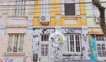 Sobrado com 4 dormitórios à venda, 200 m² por R$ 720.000,00 - Centro - Porto Alegre/RS