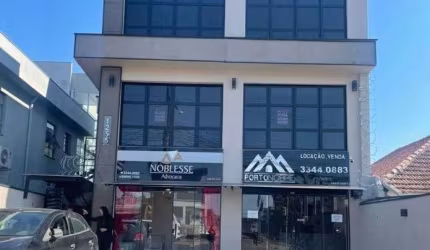Amplo Espaço Comercial para alugar, 115 m² por R$ 3.400/mês - Vila Ipiranga - Porto Alegre/RS
