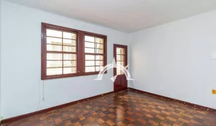 Apartamento com 2 dormitórios à venda, 59 m² por R$ 289.000 - Petrópolis  com Garagem