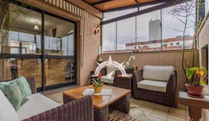 Cobertura triplex de 3 dormitórios - Petrópolis