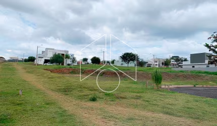 Terreno Dentro de Condomínio em Marília