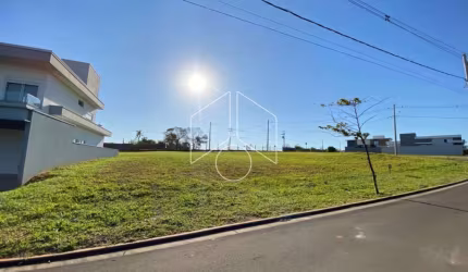 Terreno Dentro de Condomínio em Marília