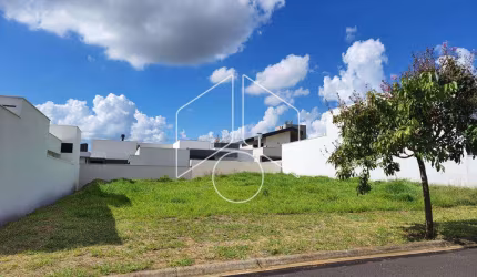 Terreno Dentro de Condomínio em Marília
