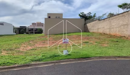 Terreno Dentro de Condomínio em Marília