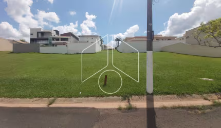 Terreno Dentro de Condomínio em Marília