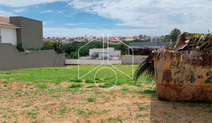 Terreno Dentro de Condomínio em Marília