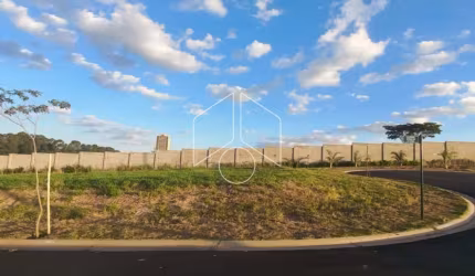 Terreno Dentro de Condomínio em Marília