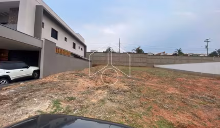 Terreno Dentro de Condomínio em Marília