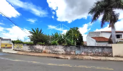 Lote/Esquina - Jardim Marília