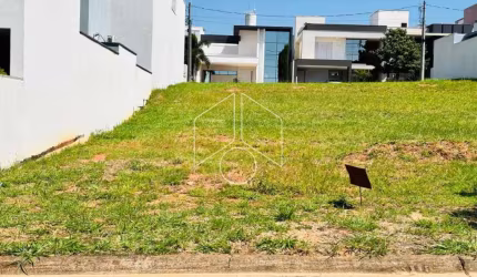 Terreno Dentro de Condomínio em Marília