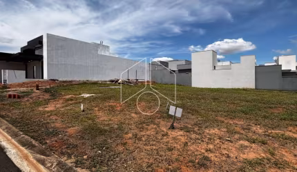Terreno Dentro de Condomínio em Marília