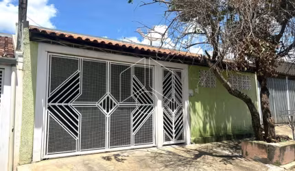 Casa com 3 quartos à venda no Núcleo Habitacional Doutor Aniz Badra, Marília , 110 m2 por R$ 250.000