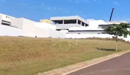 Terreno Dentro de Condomínio em Marília