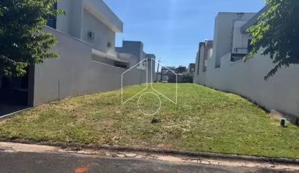 Terreno Dentro de Condomínio em Marília