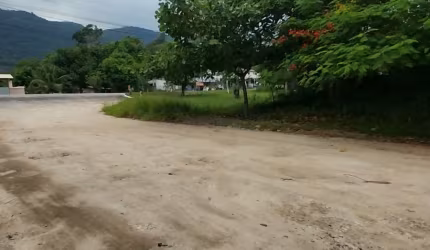 Vendo terreno comercial em Agro Brasil, beira da pista