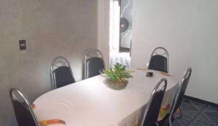 Casa com 3 dormitórios à venda, 450 m² por R$ 1.050.000 - Jardim Utinga - Santo André/SP