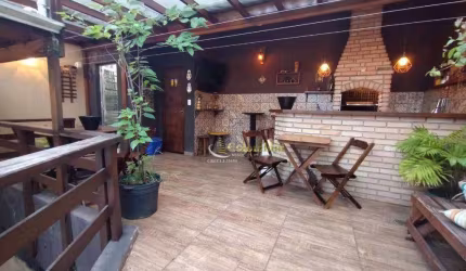 Linda Casa térrea com 2 dormitórios e área gourmet à venda, 114 m² por R$ 920.000 - Santa Maria - São Caetano do Sul/SP