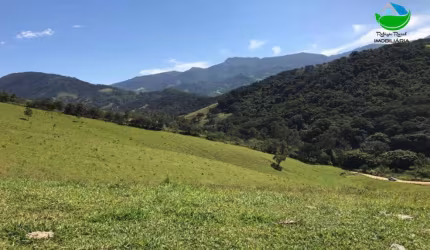 LINDO SÍTIO EM SAPUCAÍ-MIRIM/MG