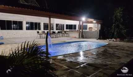BELA CHÁCARA COM PISCINA ÁREA BEM LOCALIZADA EM CAÇAPAVA - SP