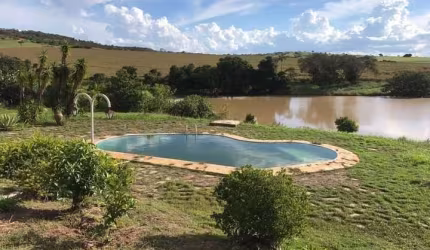 BELA FAZENDA, COM CASA SEDE MUITO BOA E REPRESAS EM CATALÃO/ GO