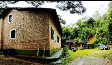BELA CHÁCARA COM PLATÔS EM SÃO FRANCISCO XAVIER