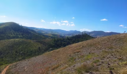 LINDO TERRENO COM VISTA INCRÍVEL EM  MONTEIRO LOBATO