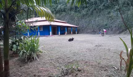 CHÁCARA COM CASA AVARANDADA EM MONTEIRO LOBATO