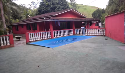 CHÁCARA LINDÍSSIMA COM VISTA PARA CACHOEIRA EM SÃO FRANCISCO XAVIER/SP