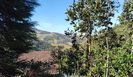 CHÁCARA COM RIACHO E CACHOEIRA EM SÃO FRANCISCO XAVIER/SP