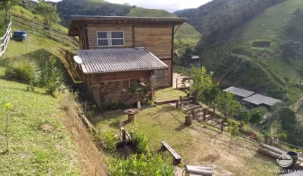LINDO CHALÉ EM NATIVIDADE DA SERRA/SP