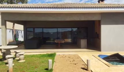 LINDO RANCHO EM CONDOMÍNIO - ICÉM/SP