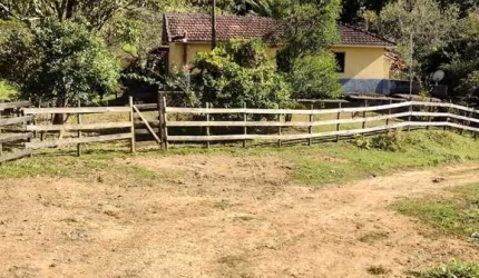 BELA CHÁCARA EM SÃO FRANCISCO XAVIER/SP