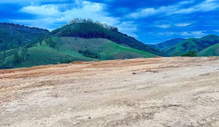 BELO TERRENO NA SERRA DA MANTIQUEIRA- SÃO FRANCISCO XAVIER