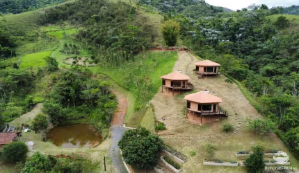 SÍTIO ESPETACULAR EM MONTEIRO LOBATO/SP