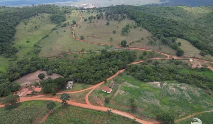 FAZENDA LINDÍSSIMA EM FELÍCIO DOS SANTOS/MG