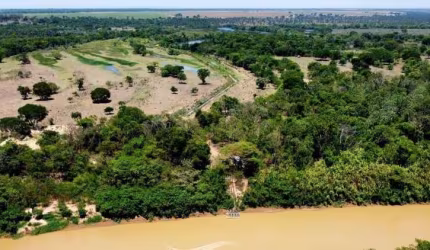 FAZENDA ESPETACULAR EM PATOS DE MINAS/MG