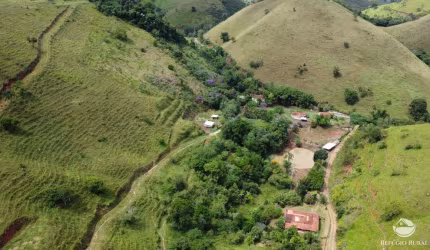 SÍTIO LINDÍSSIMO COM LAGO MARAVILHOSO EM SÃO JOSÉ DOS CAMPOS/SP