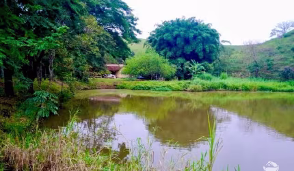 LINDO SÍTIO COM PAISAGEM DESLUMBRANTE EM SÃO JOSÉ DOS CAMPOS/SP