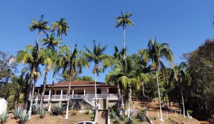 FAZENDA ESPETACULAR COM ESTRUTURA COMPLETA EM OURO FINO/MG