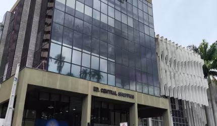 Sala comercial mobiliada no centro de Joinville!