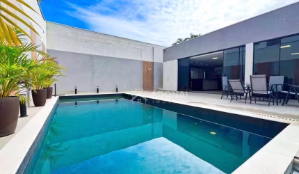 Casa com 7 dormitórios à venda, 283 m² por R$ 3.500.000,00 - Centro - Guaratuba/PR
