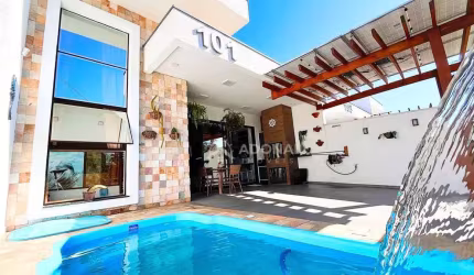 Casa com 3 dormitórios à venda, 71 m² por R$ 630.000,00 - Nereidas - Guaratuba/PR