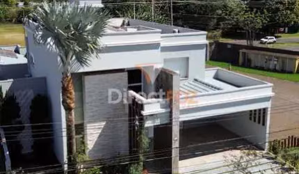 Casa em condomínio fechado com 6 quartos à venda na Avenida Garibaldi, 2100, Vila Residencial A, Foz do Iguaçu por R$ 2.050.000