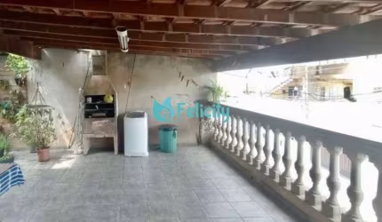 Sobrado com 2 dorms, 4 vagas, 80m2 na Vila Guedes