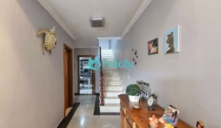 Sobrado com 3 dorms, 2 suítes, 3 vagas, 140m2 na Vila Fiat Lux