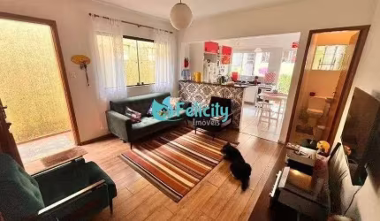 Sobrado com 2 dorms, 2 vagas, 110m2 no Pq. São Domingos