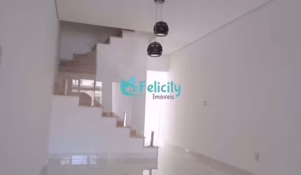 Sobrado NOVO com 3 dorms, 1 suíte, 2 vagas, 115m2 no Jardim Santo Elias
