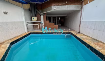 Sobrado com 3 dorms, 1 suíte, 6 vagas, 290m2 no City Recanto do Anastácio