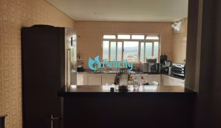 Sobrado com 2 dorms, 1 suíte, 3 vagas, 100m2 na Chácara Inglesa